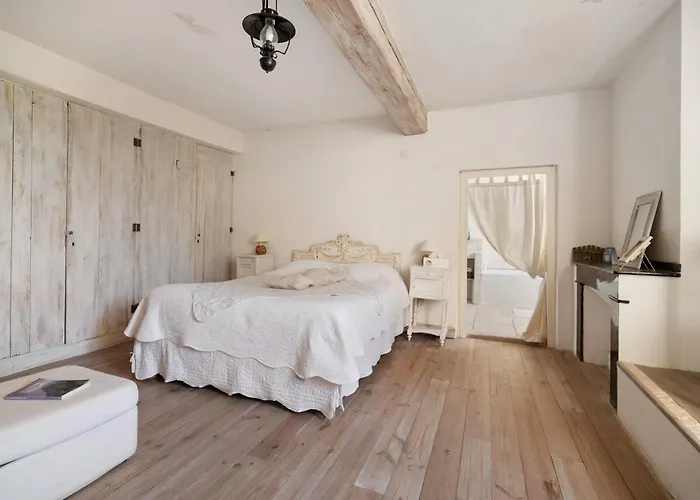 D'hotes - Le Marlas 3*