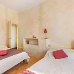D'hotes - Le Marlas 3*