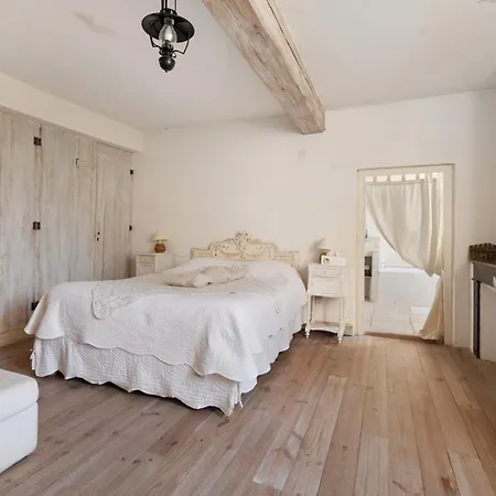 D'hotes - Le Marlas 3*